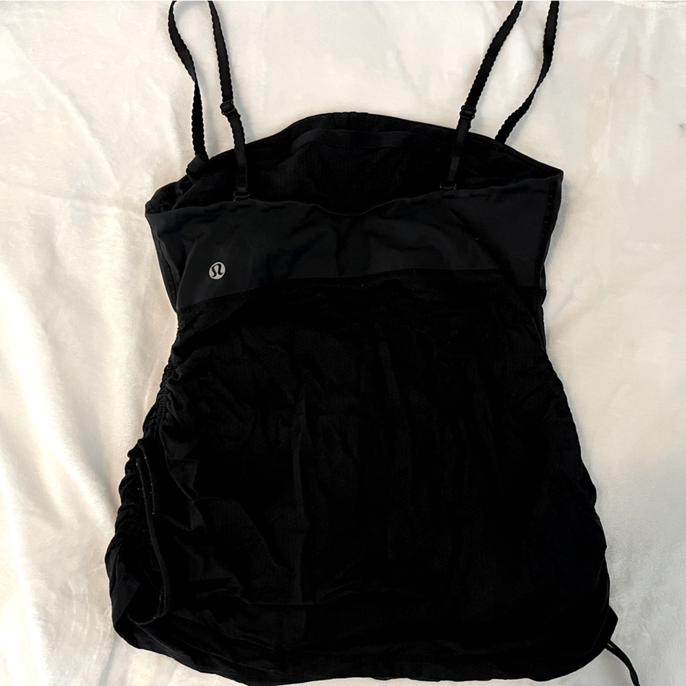 Black Lululemon tank top